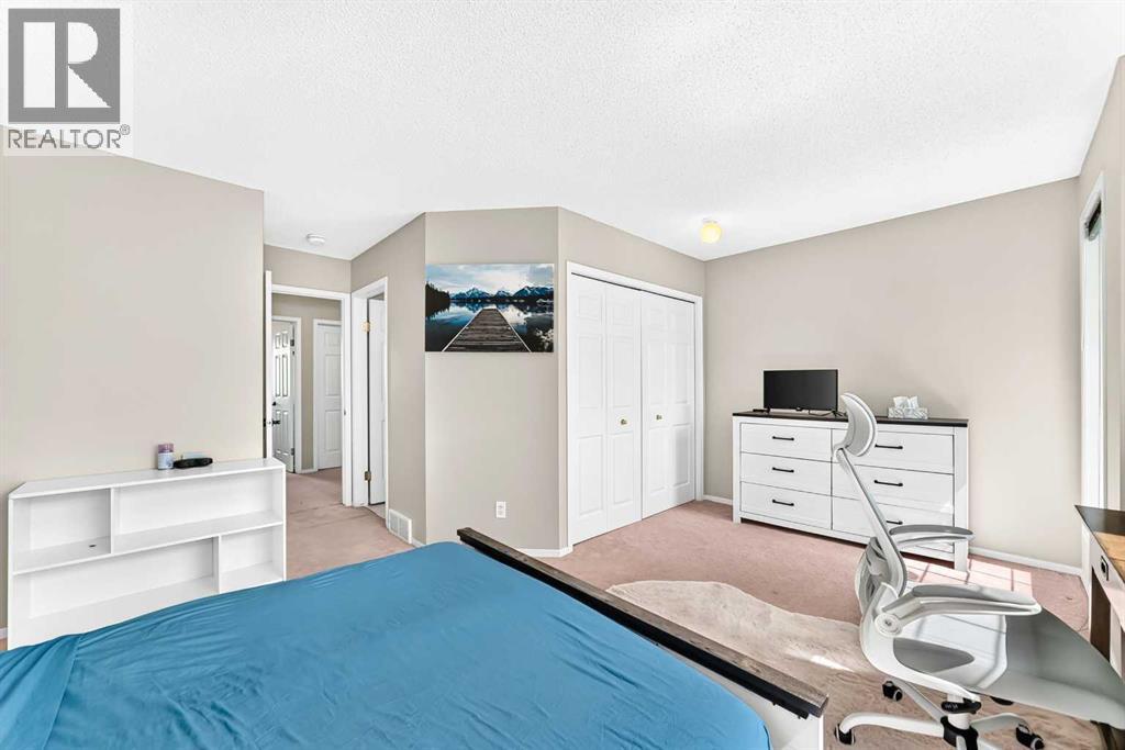 7212 Sierra Morena Boulevard SW, Calgary, Alberta  T3H 3G5 - Photo 22 - A2308935