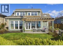 10117 West Saanich Rd, North Saanich, British Columbia