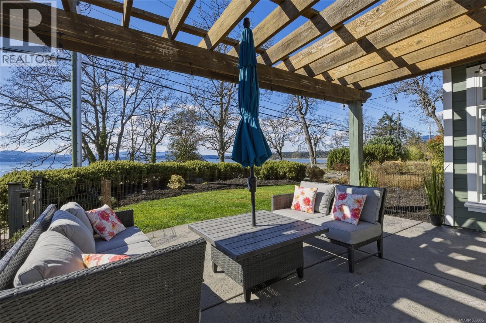 10117 West Saanich Rd, North Saanich, British Columbia V8L 5T6 - Photo 3 - 1038806