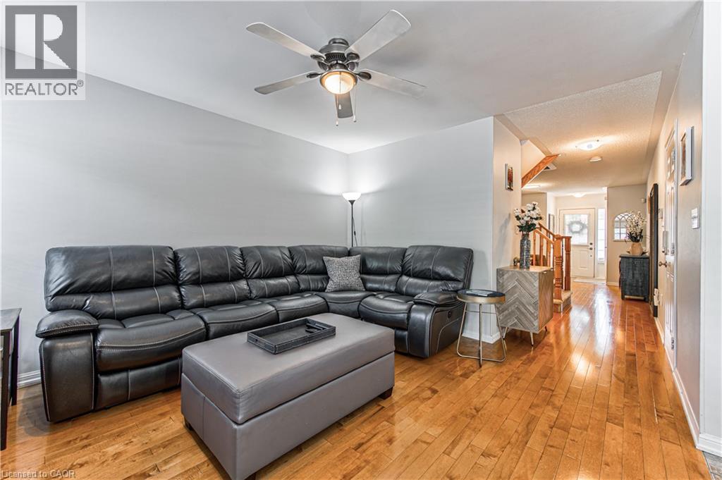 4057 Donnic Drive, Burlington, Ontario  L7M 0A5 - Photo 12 - 40850243