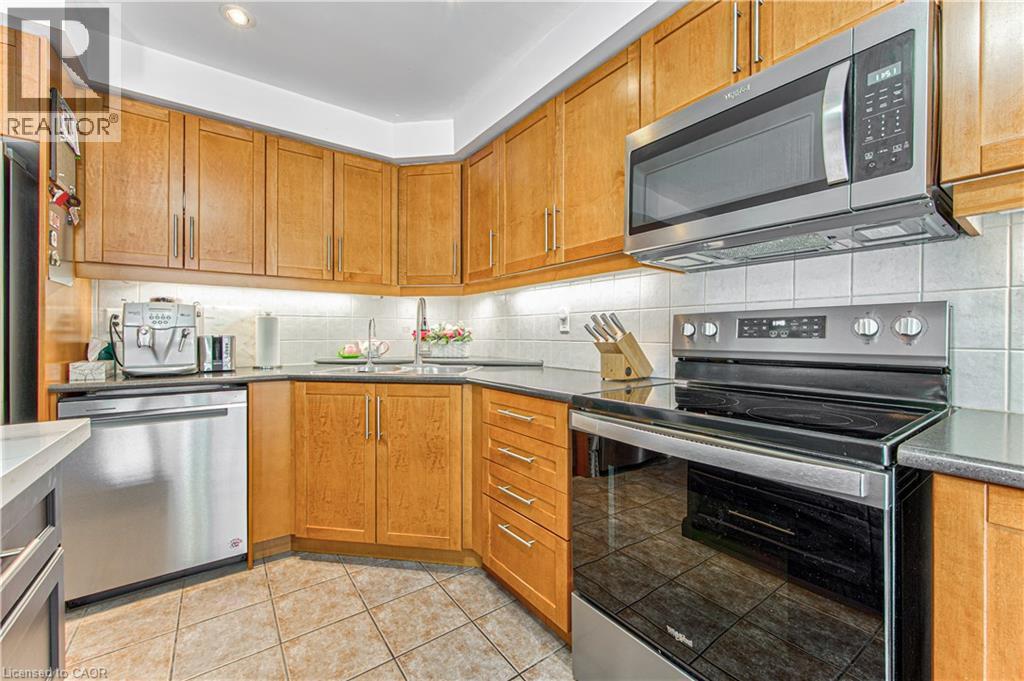 4057 Donnic Drive, Burlington, Ontario  L7M 0A5 - Photo 16 - 40850243