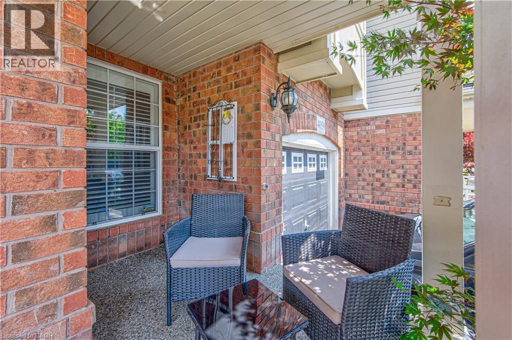 4057 Donnic Drive, Burlington, Ontario  L7M 0A5 - Photo 5 - 40850243