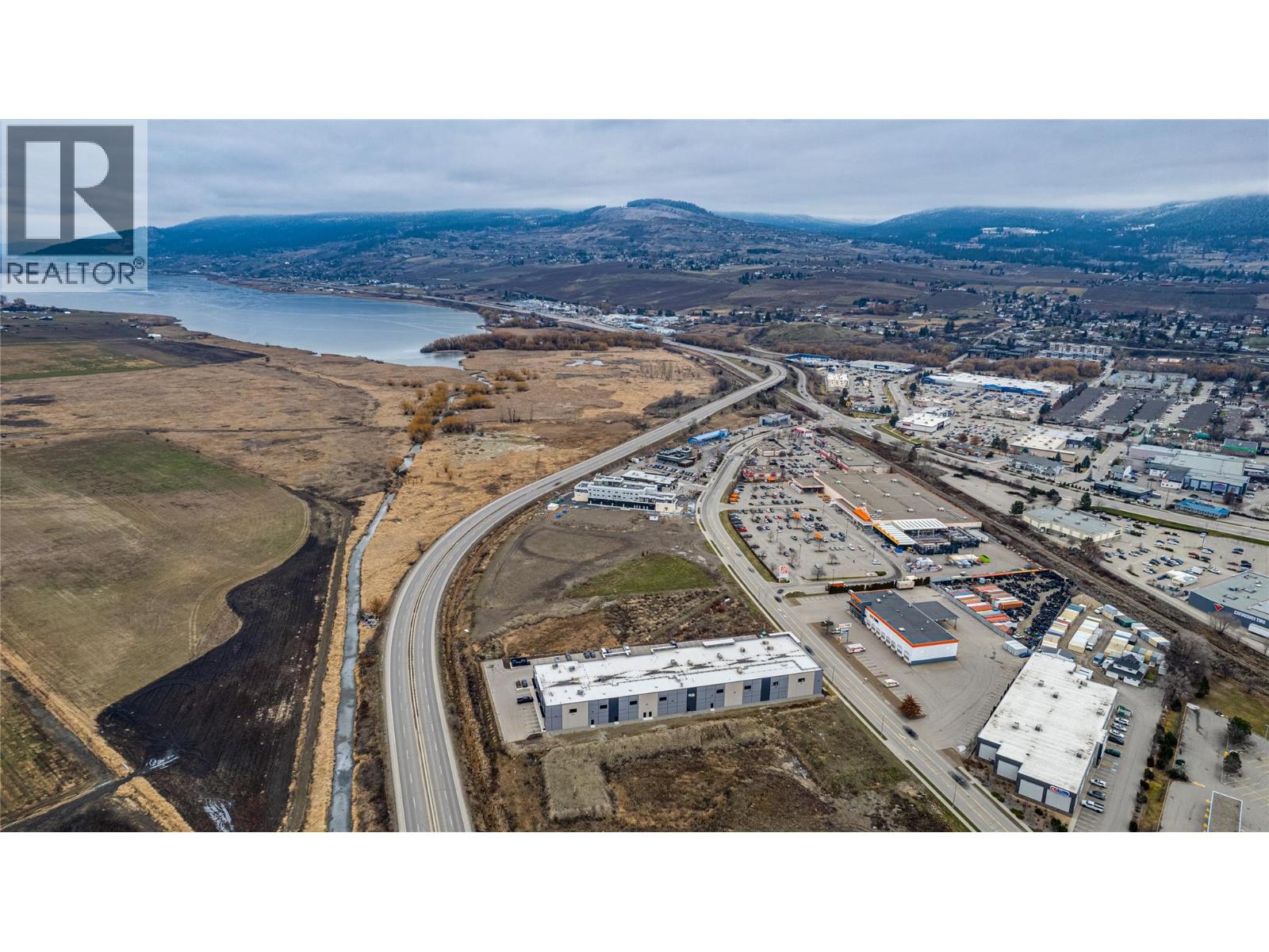 5480 Anderson Way, Vernon, British Columbia  V1T 9V2 - Photo 7 - 10373658