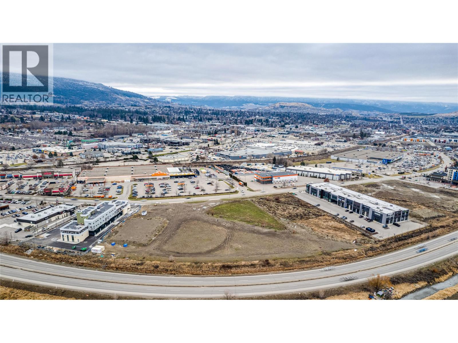 5480 Anderson Way, Vernon, British Columbia  V1T 9V2 - Photo 2 - 10373658