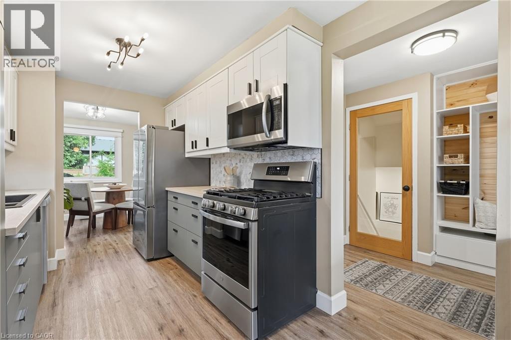 563 Westvale Drive, Waterloo, Ontario  N2T 1G5 - Photo 4 - 40857731