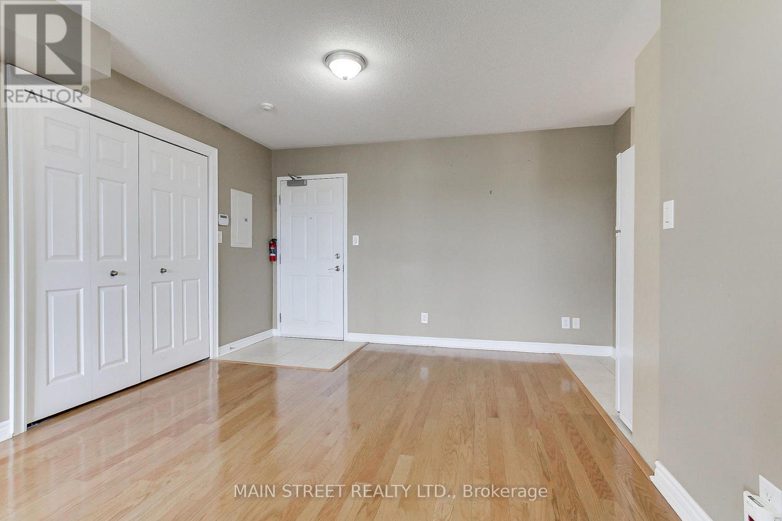 305 - 500 Mapleview Drive W, Barrie, Ontario  L4N 6C3 - Photo 18 - S13704212