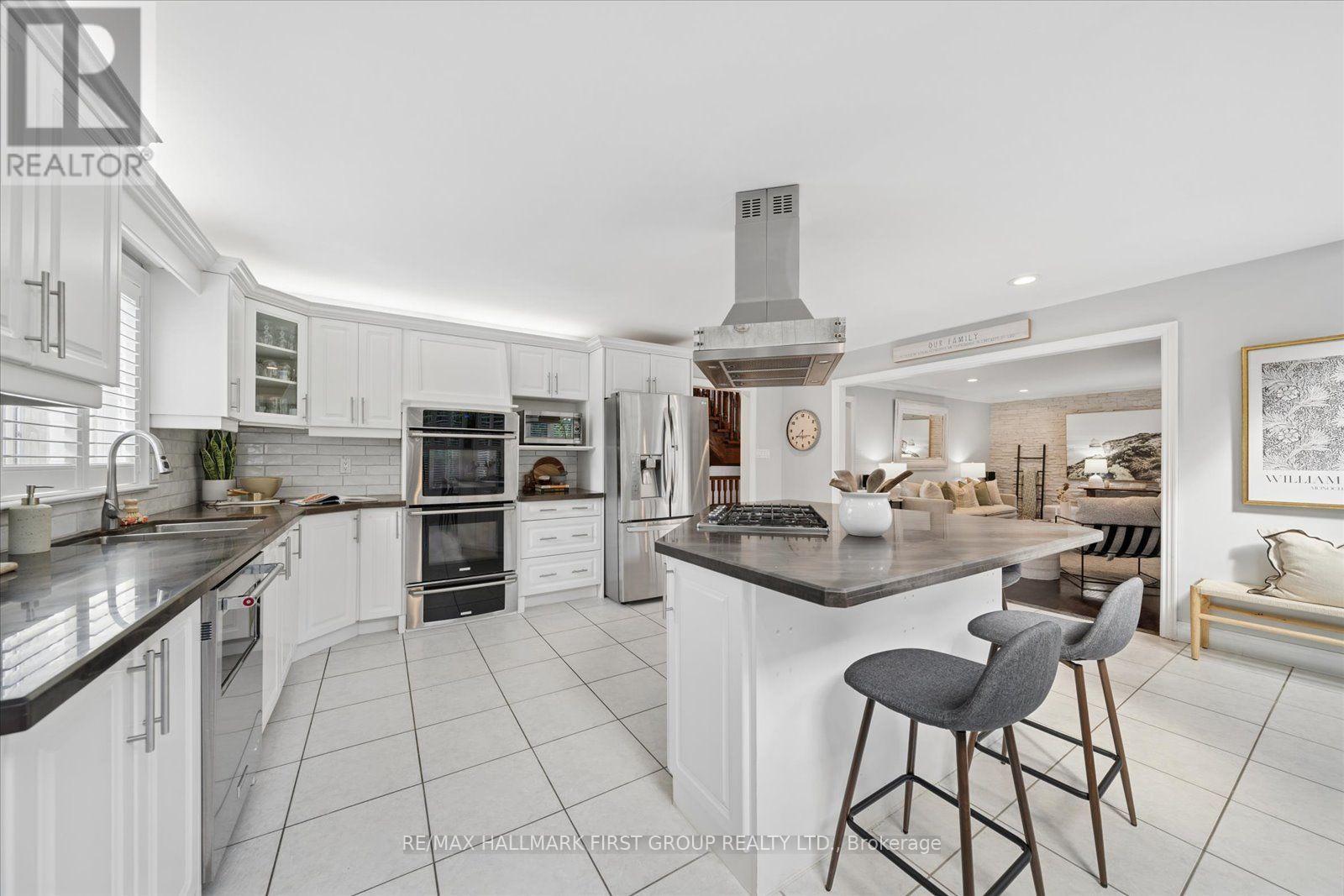 1779 Woodview Avenue, Pickering, Ontario  L1V 1L3 - Photo 8 - E13613692