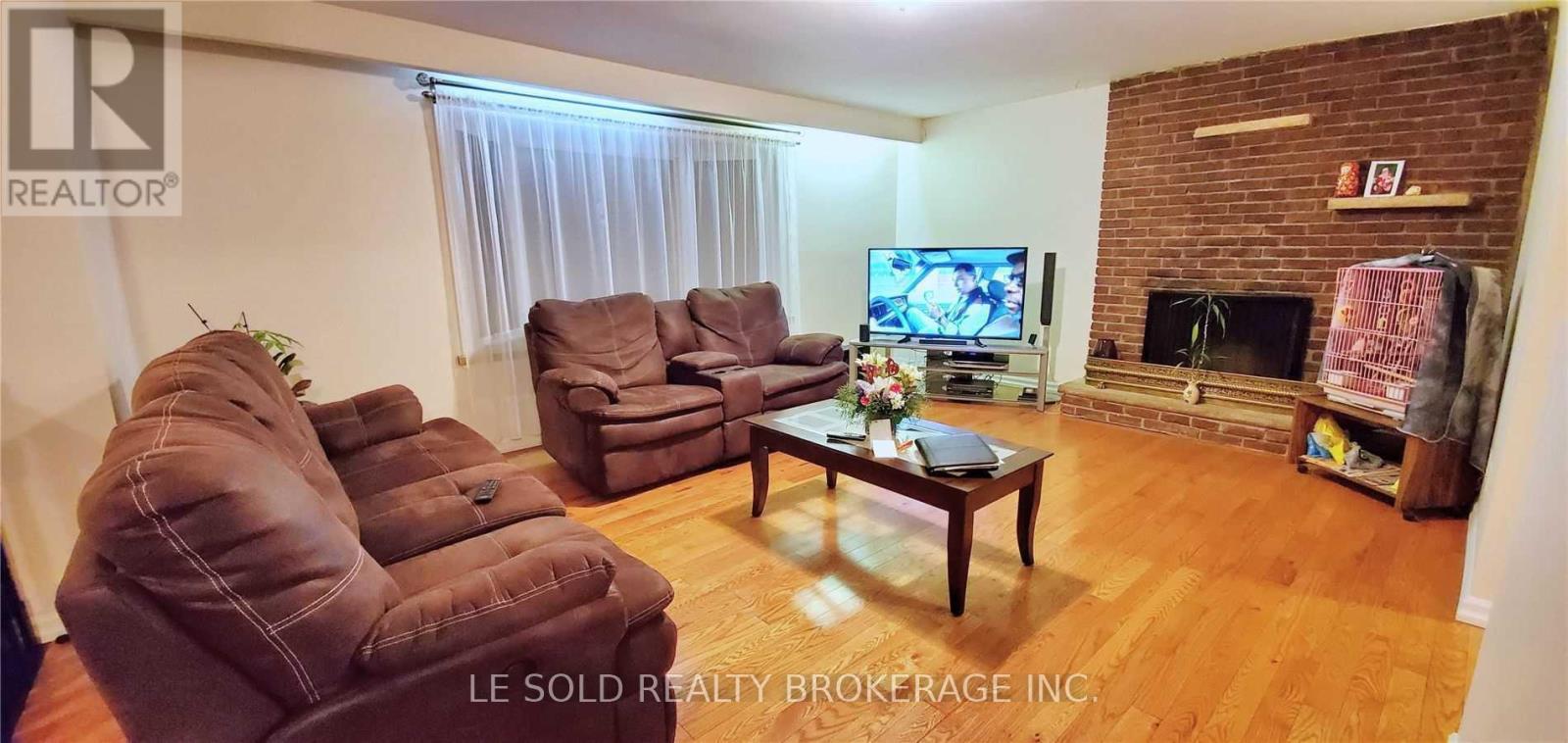 Upper - 50 Dickson Hill Road, Markham, Ontario  L3P 3J3 - Photo 4 - N13704224