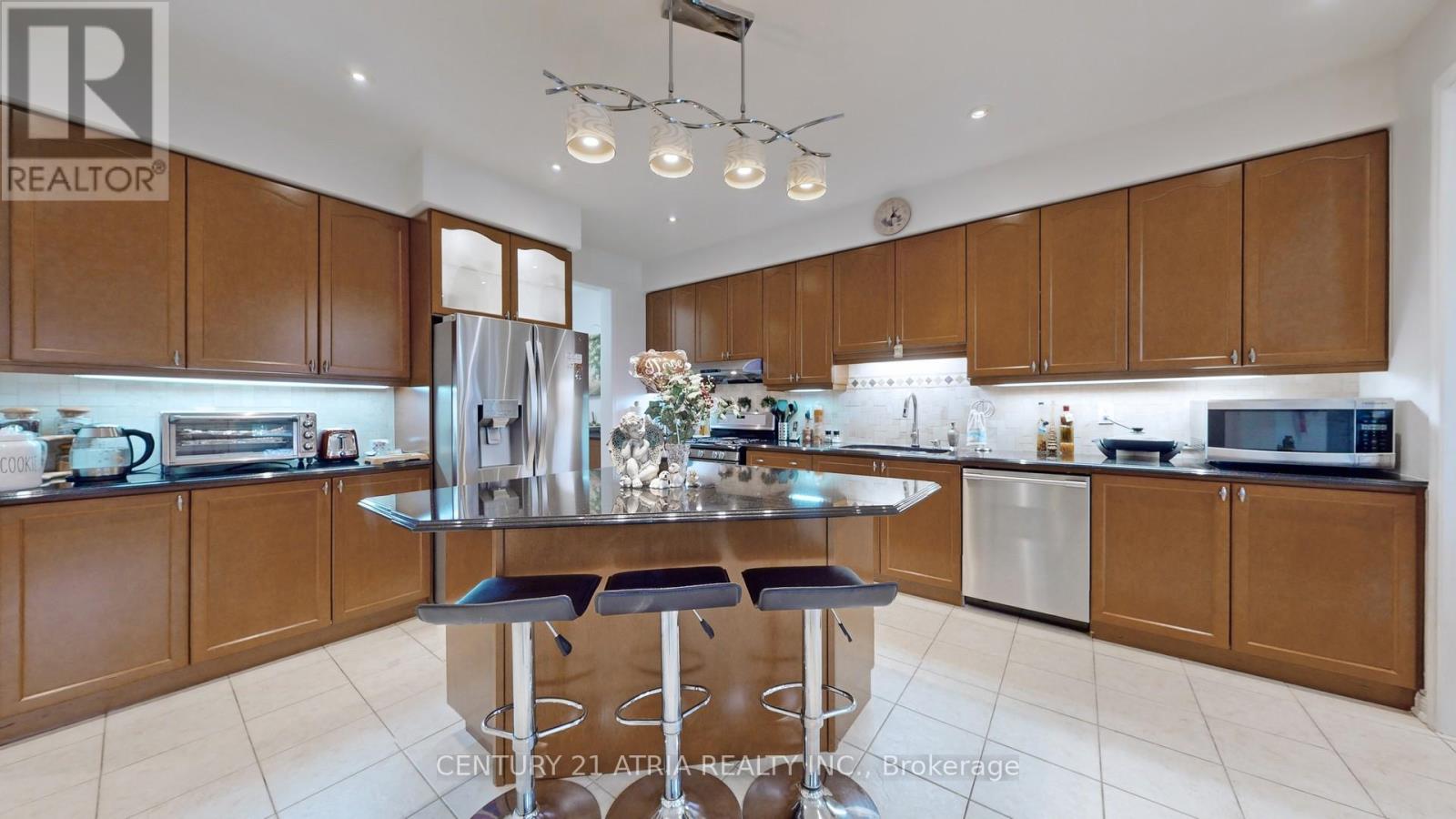 69 Diamond Jubilee Drive, Markham, Ontario  L6B 0Y5 - Photo 12 - N13704228