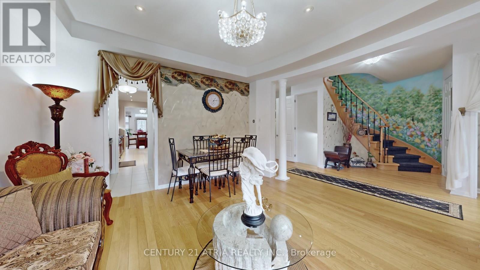 69 Diamond Jubilee Drive, Markham, Ontario  L6B 0Y5 - Photo 5 - N13704228