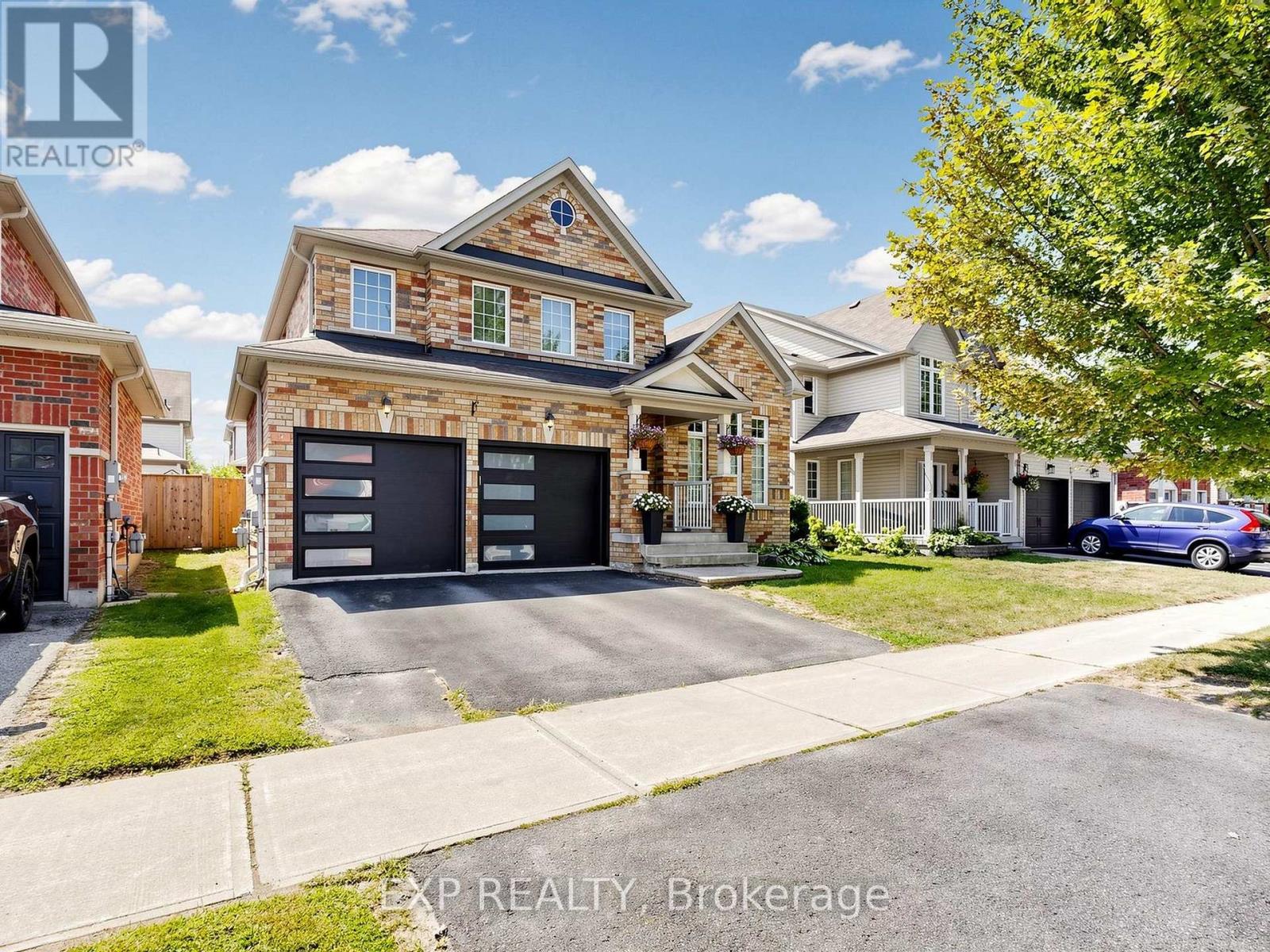 9 Carness Crescent, Georgina, Ontario  L4P 0B6 - Photo 2 - N13704230