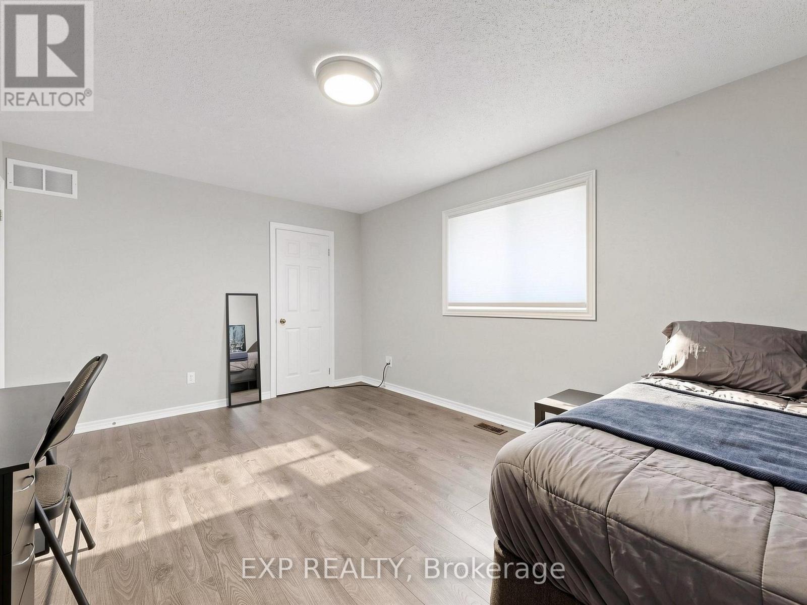 9 Carness Crescent, Georgina, Ontario  L4P 0B6 - Photo 28 - N13704230