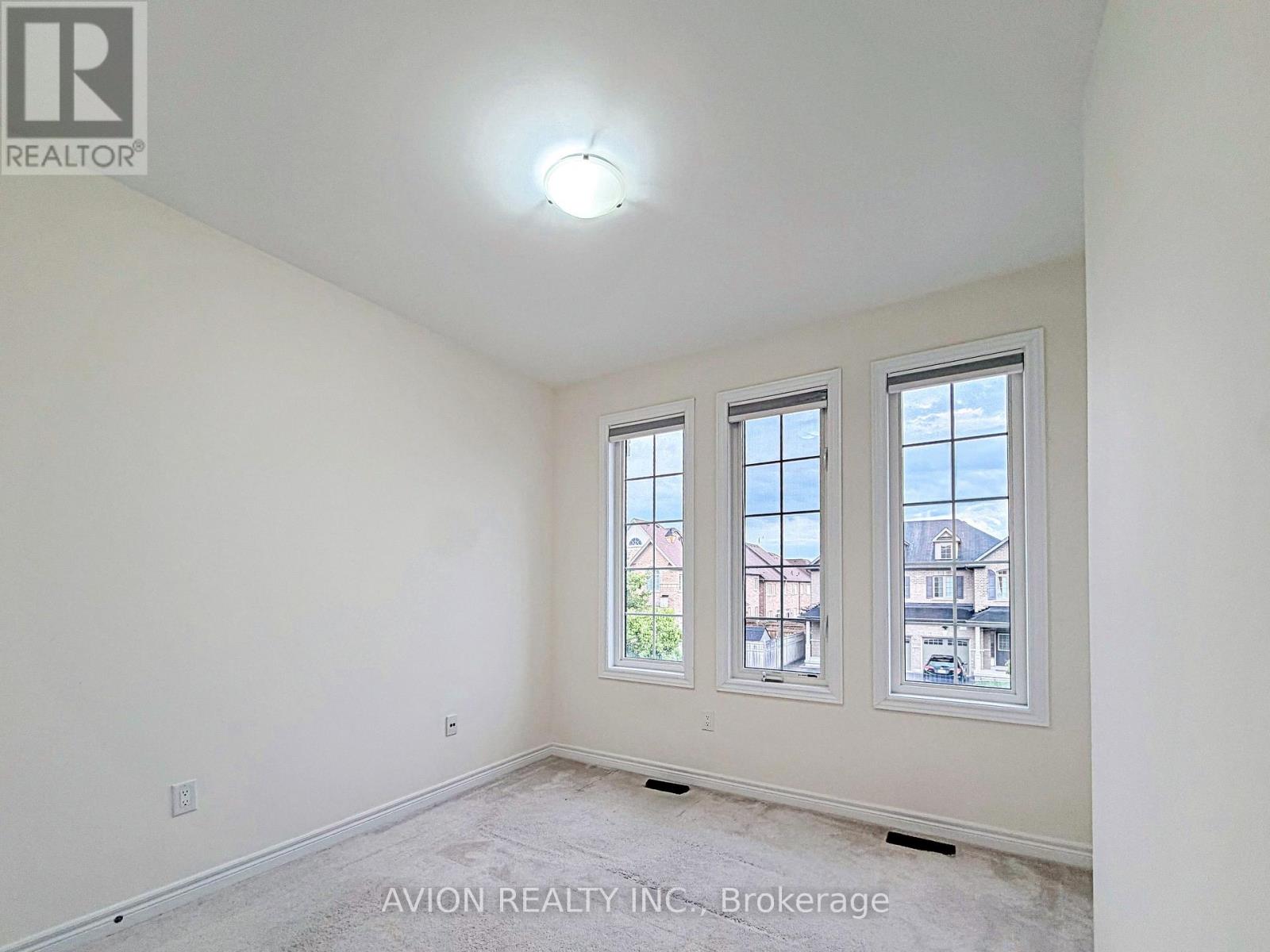 124 Wilfred Murison Avenue, Markham, Ontario  L6C 0S9 - Photo 16 - N13704236