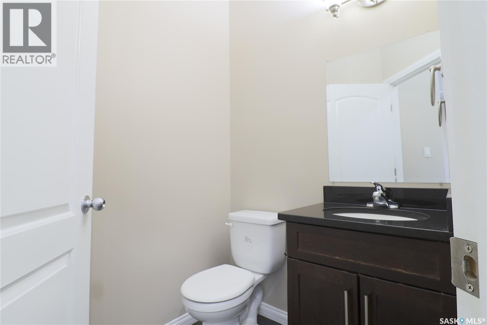 450 Geary Crescent, Saskatoon, Saskatchewan  S7R 0E7 - Photo 11 - SK046390