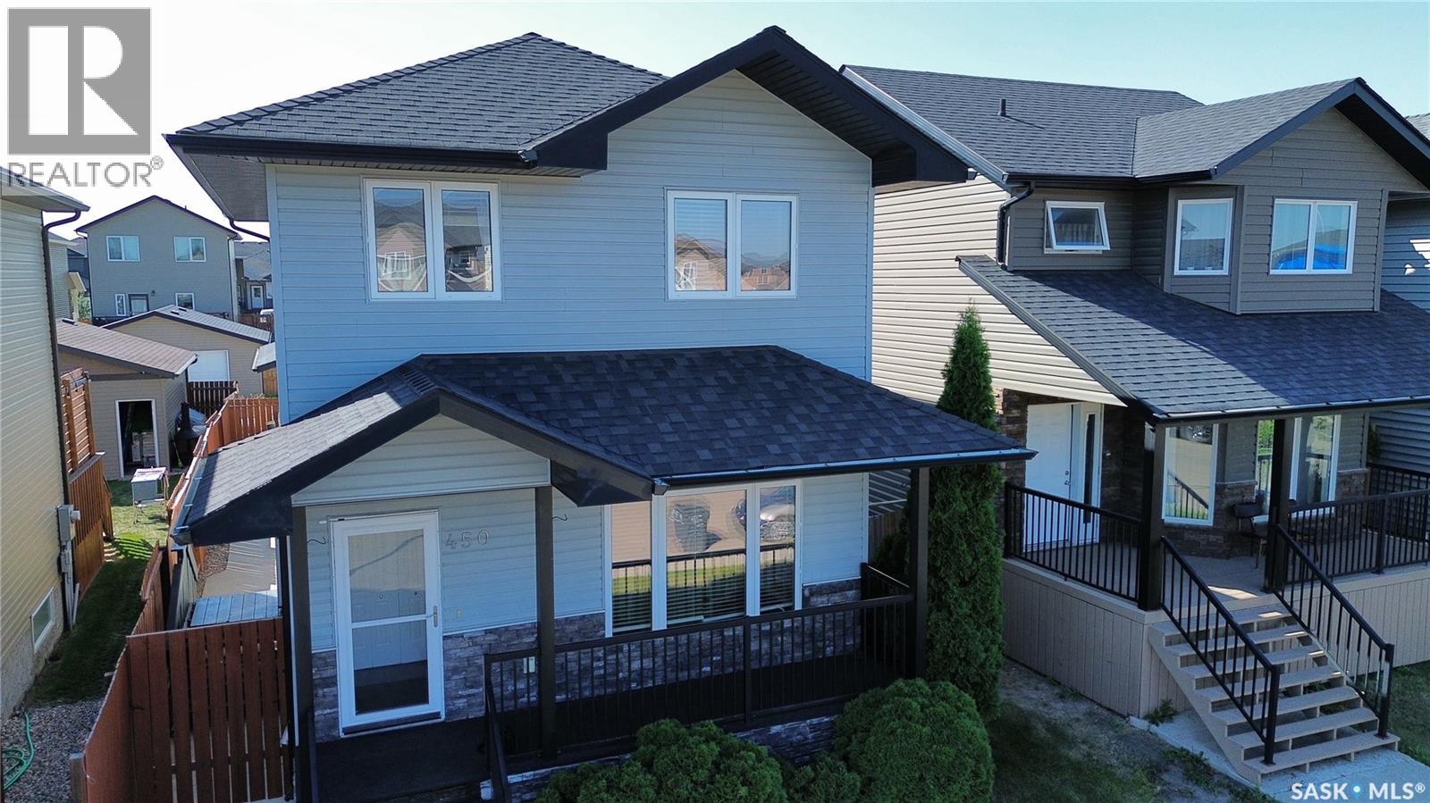 450 Geary Crescent, Saskatoon, Saskatchewan  S7R 0E7 - Photo 2 - SK046390