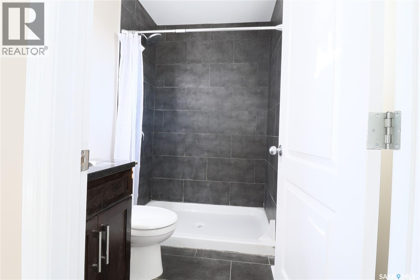 450 Geary Crescent, Saskatoon, Saskatchewan  S7R 0E7 - Photo 28 - SK046390