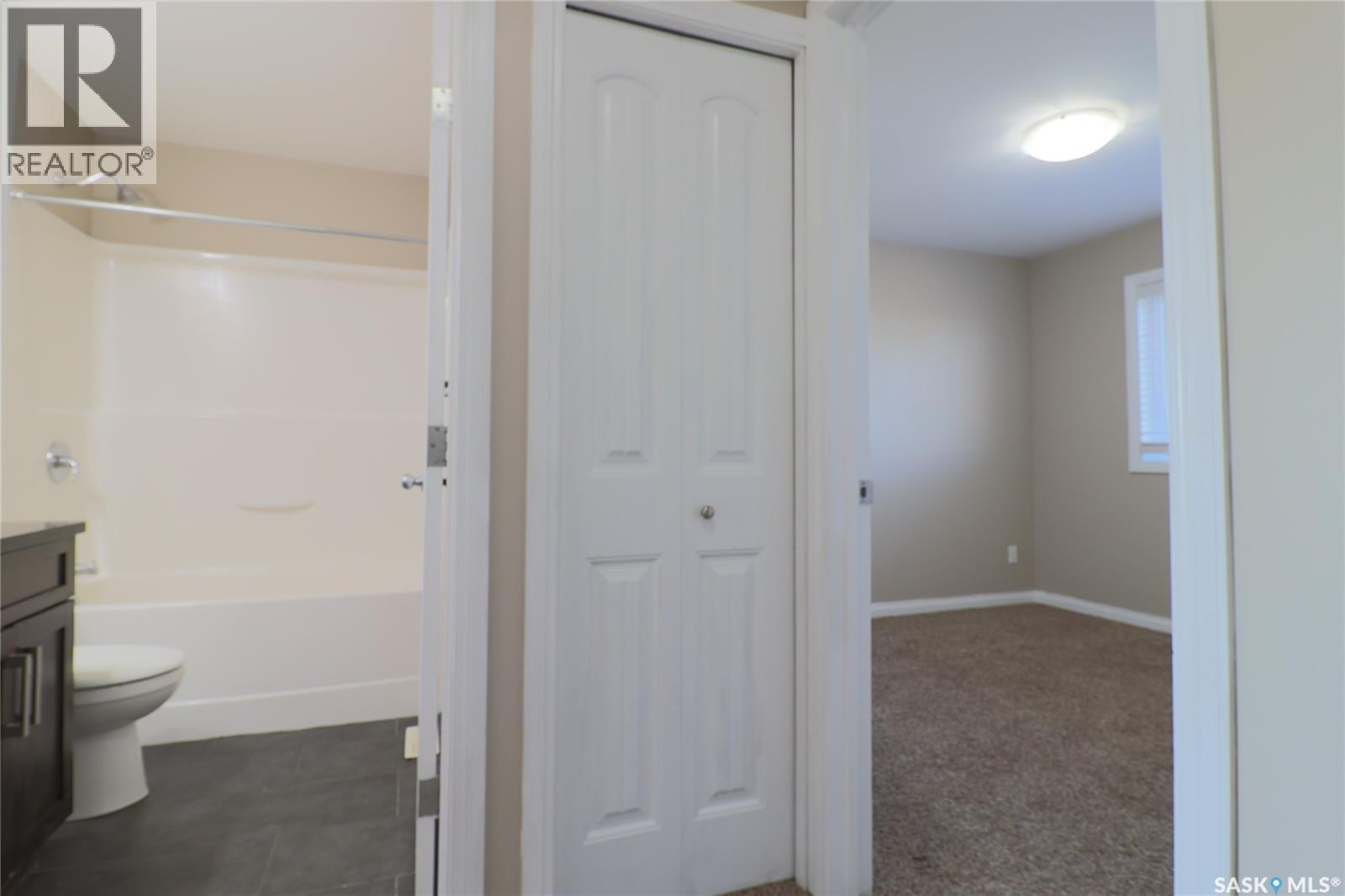 450 Geary Crescent, Saskatoon, Saskatchewan  S7R 0E7 - Photo 34 - SK046390