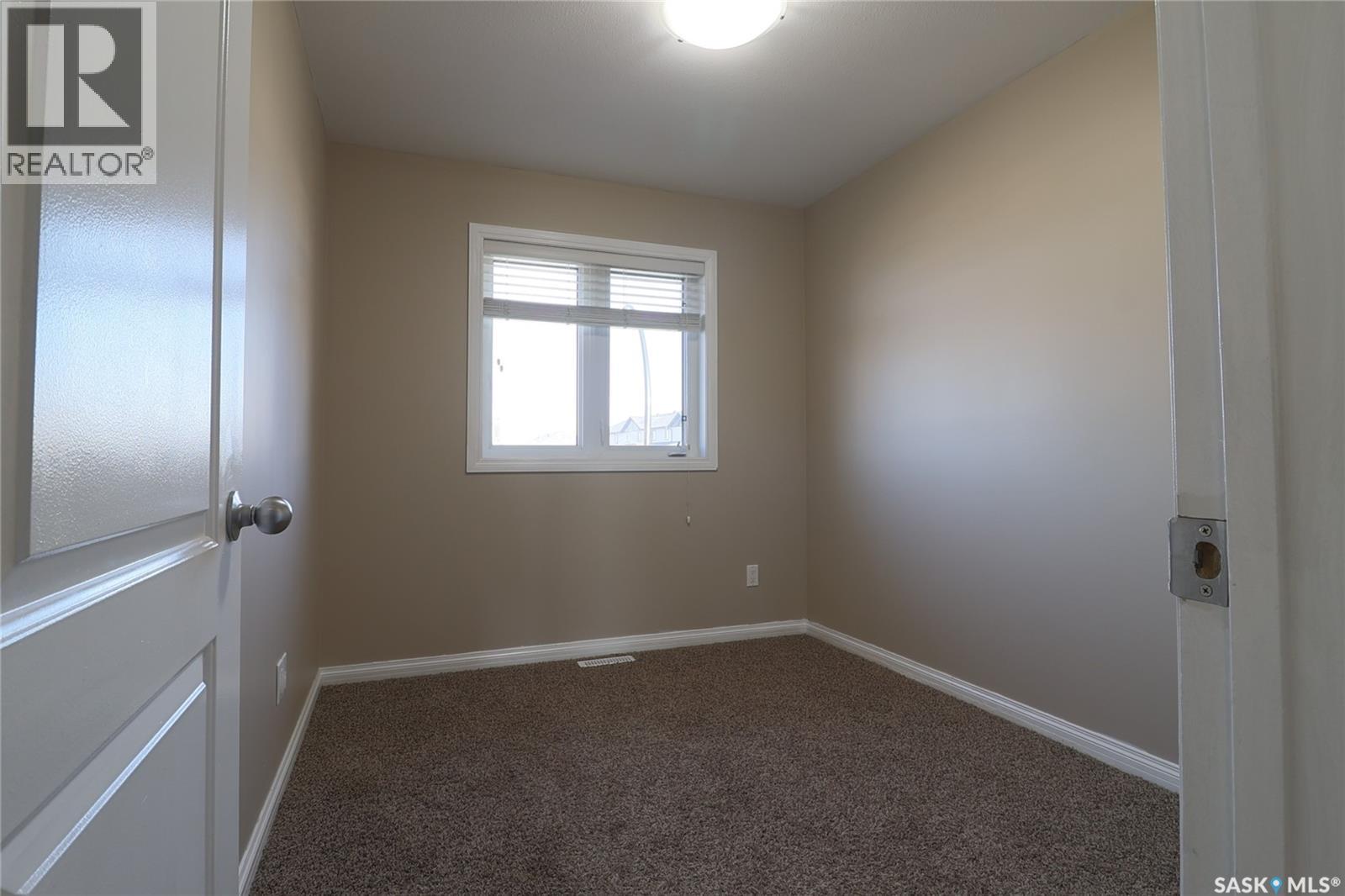 450 Geary Crescent, Saskatoon, Saskatchewan  S7R 0E7 - Photo 41 - SK046390