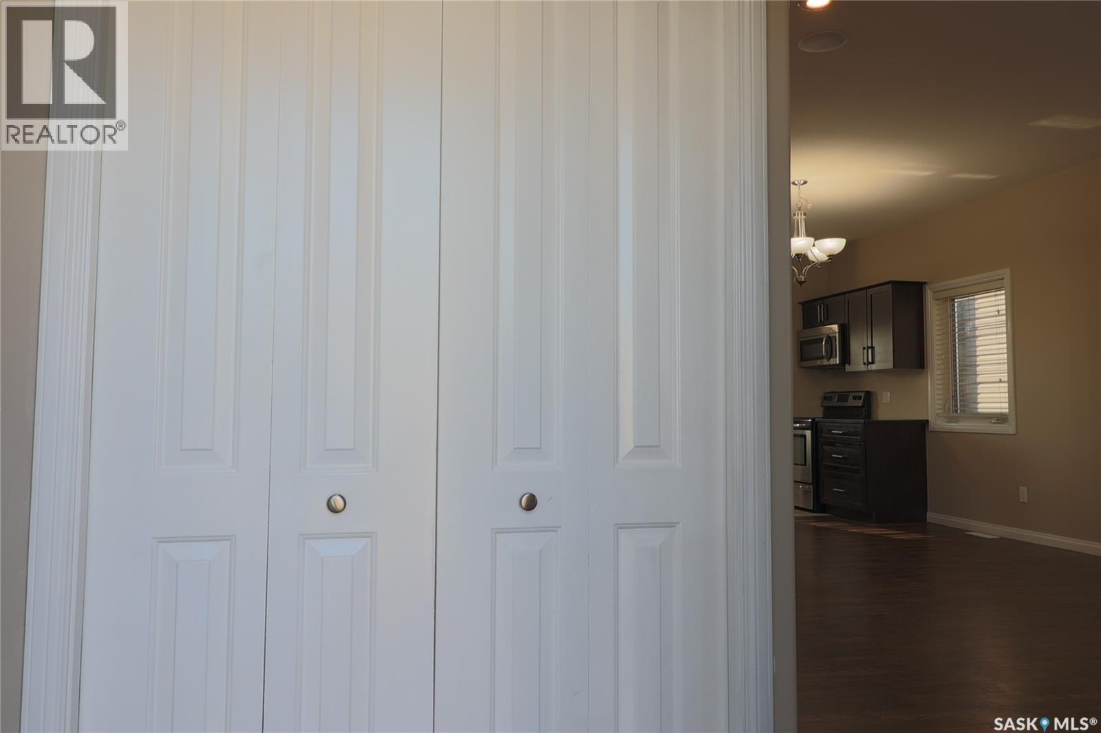 450 Geary Crescent, Saskatoon, Saskatchewan  S7R 0E7 - Photo 7 - SK046390