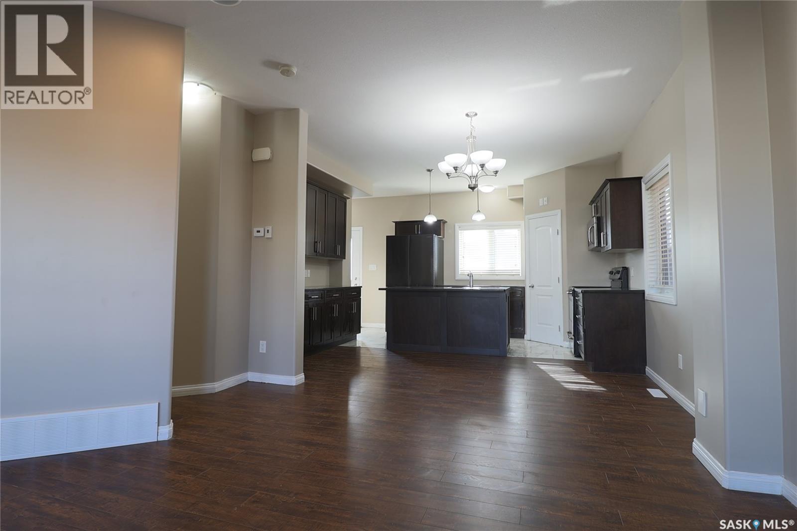 450 Geary Crescent, Saskatoon, Saskatchewan  S7R 0E7 - Photo 9 - SK046390