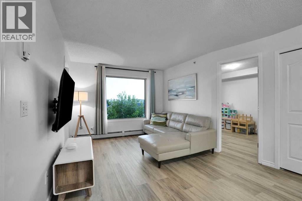 1407, 8 Bridlecrest Drive SW, Calgary, Alberta T2Y 0H6 - Photo 12 - A2339245