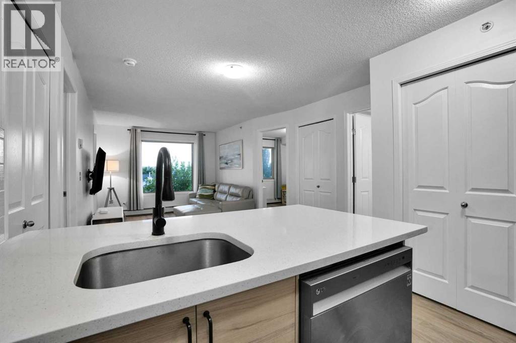 1407, 8 Bridlecrest Drive SW, Calgary, Alberta T2Y 0H6 - Photo 9 - A2339245