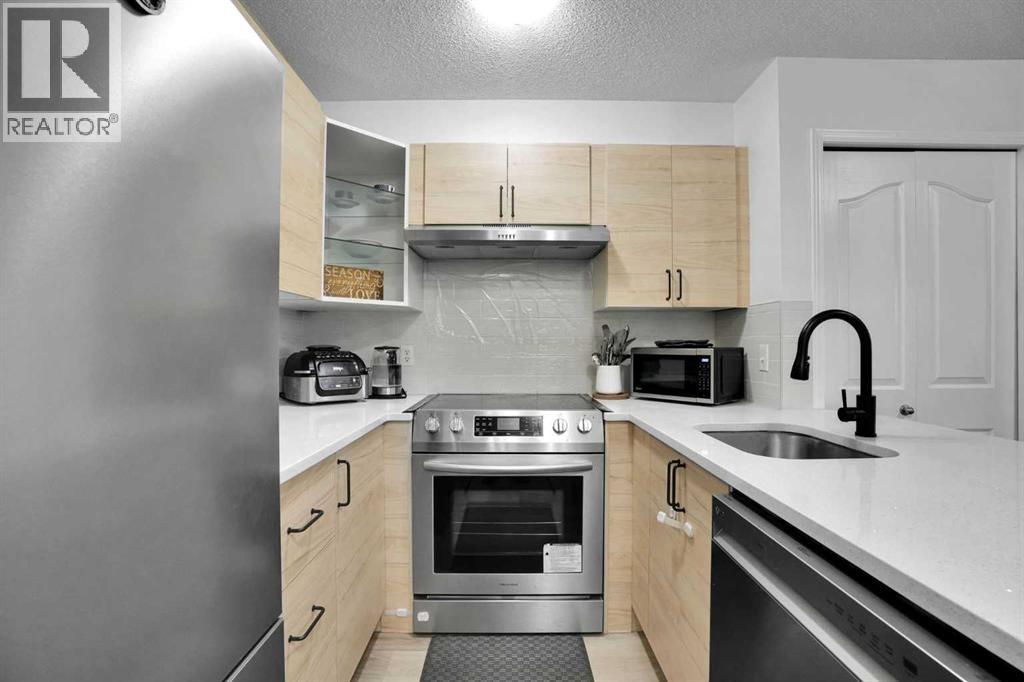 1407, 8 Bridlecrest Drive SW, Calgary, Alberta T2Y 0H6 - Photo 8 - A2339245