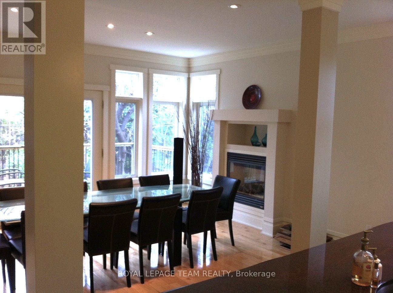 291 Ferndale Avenue, Ottawa, Ontario K1Z 6P9 - Photo 2 - X13704248