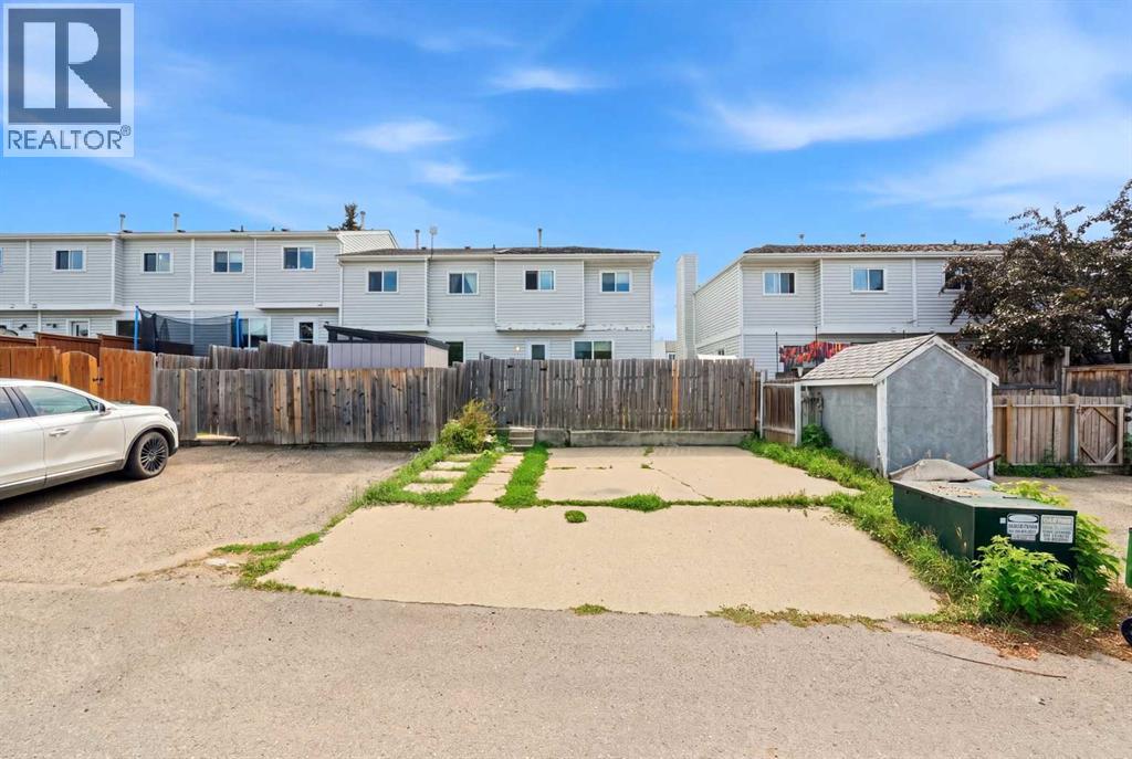 24 Ellenwood Drive, Red Deer, Alberta  T4R 2E3 - Photo 20 - A2338087
