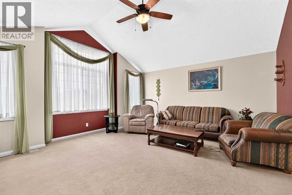 212 Aspenmere Close, Chestermere, Alberta  T1X 0G3 - Photo 25 - A2335519