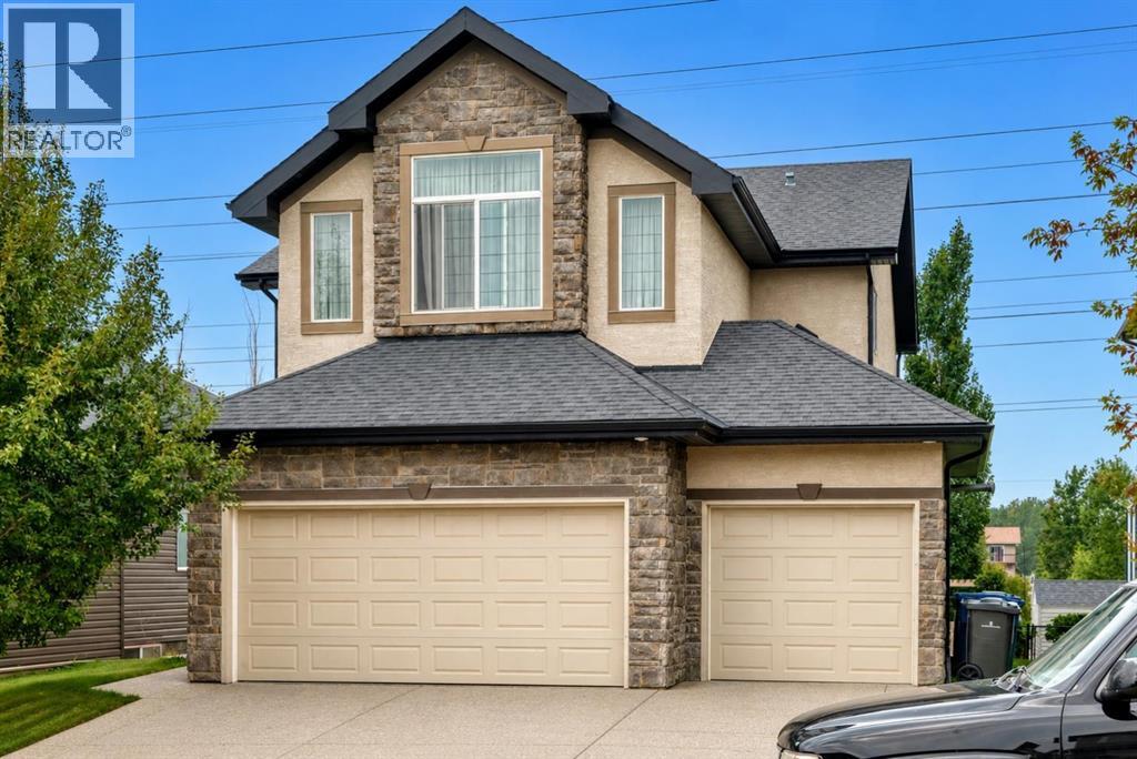 212 Aspenmere Close, Chestermere, Alberta  T1X 0G3 - Photo 2 - A2335519