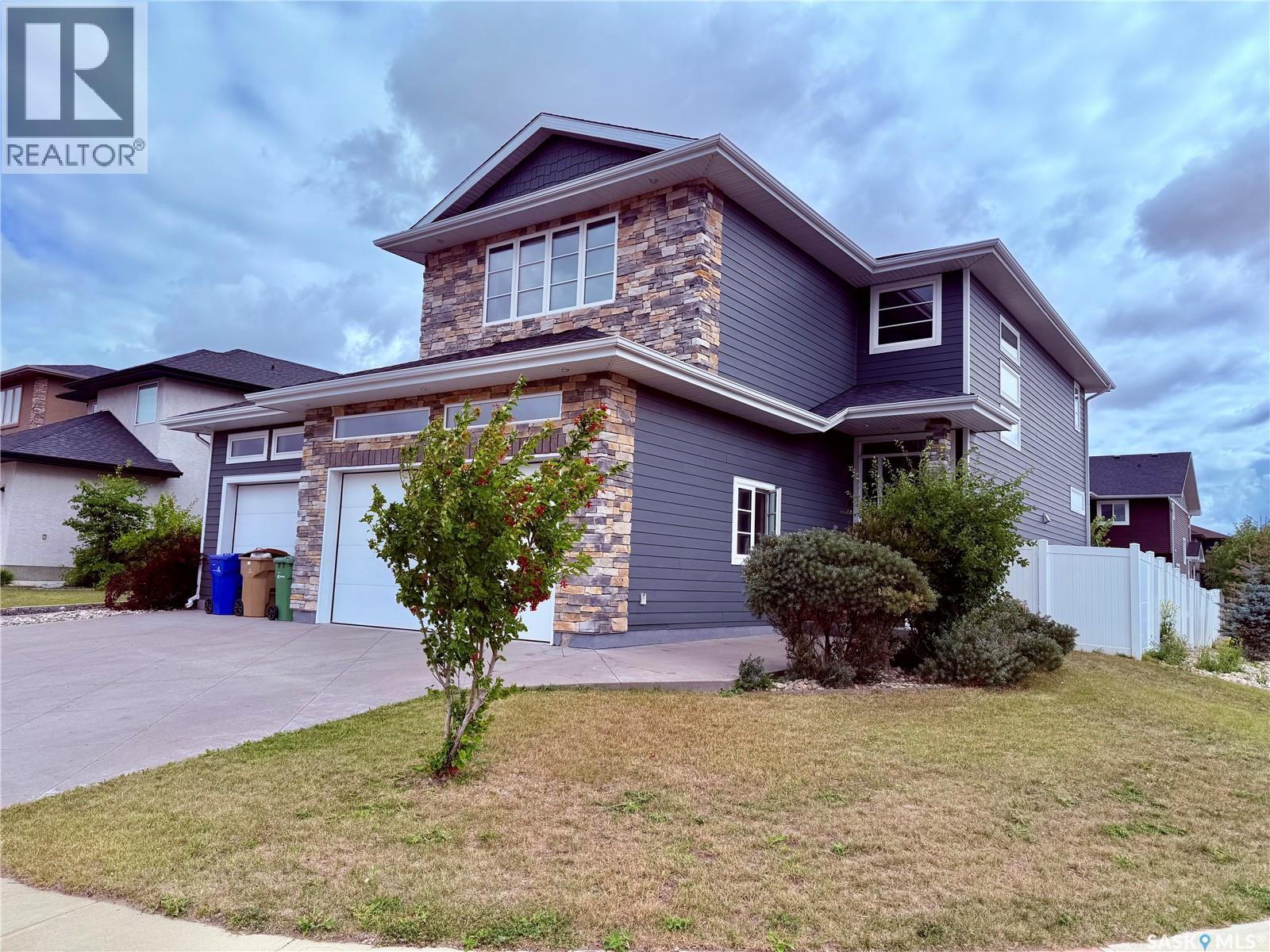 3633 GREEN WATER DRIVE, Regina, Saskatchewan