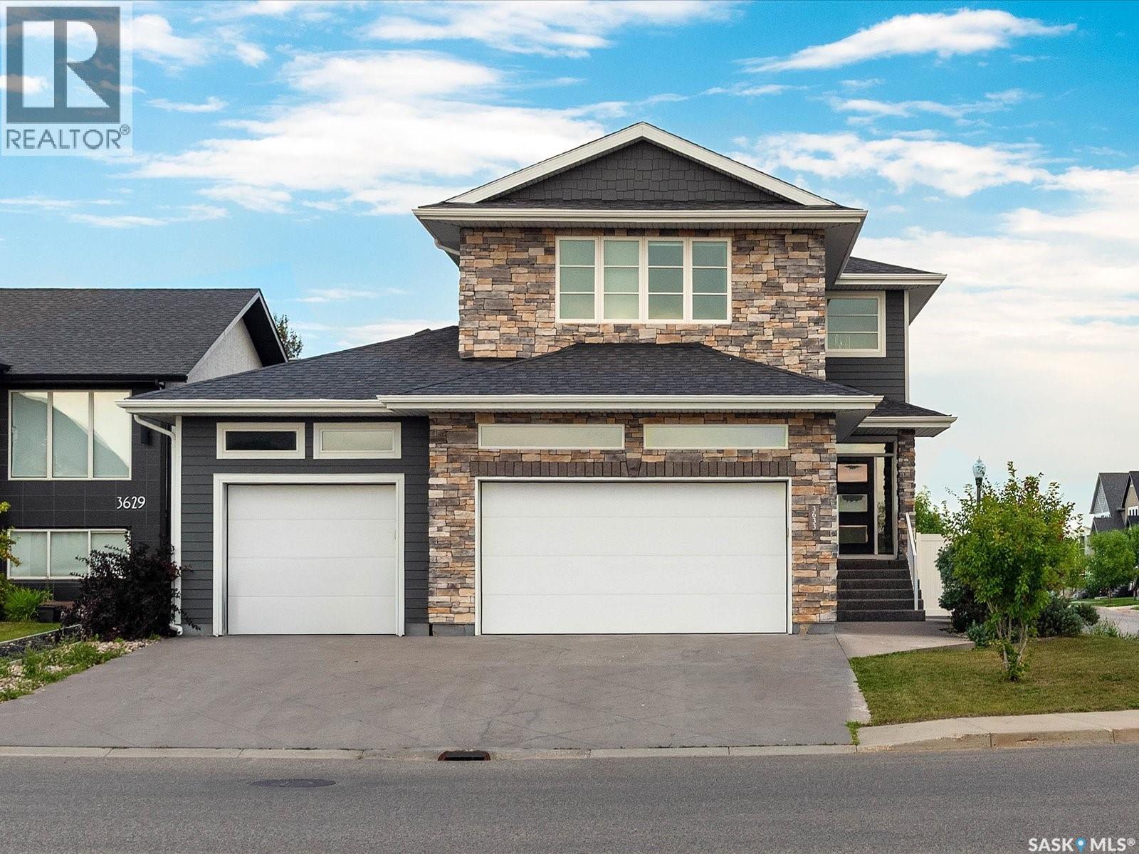 3633 Green Water Drive, Regina, Saskatchewan  S4V 1R3 - Photo 2 - SK046393