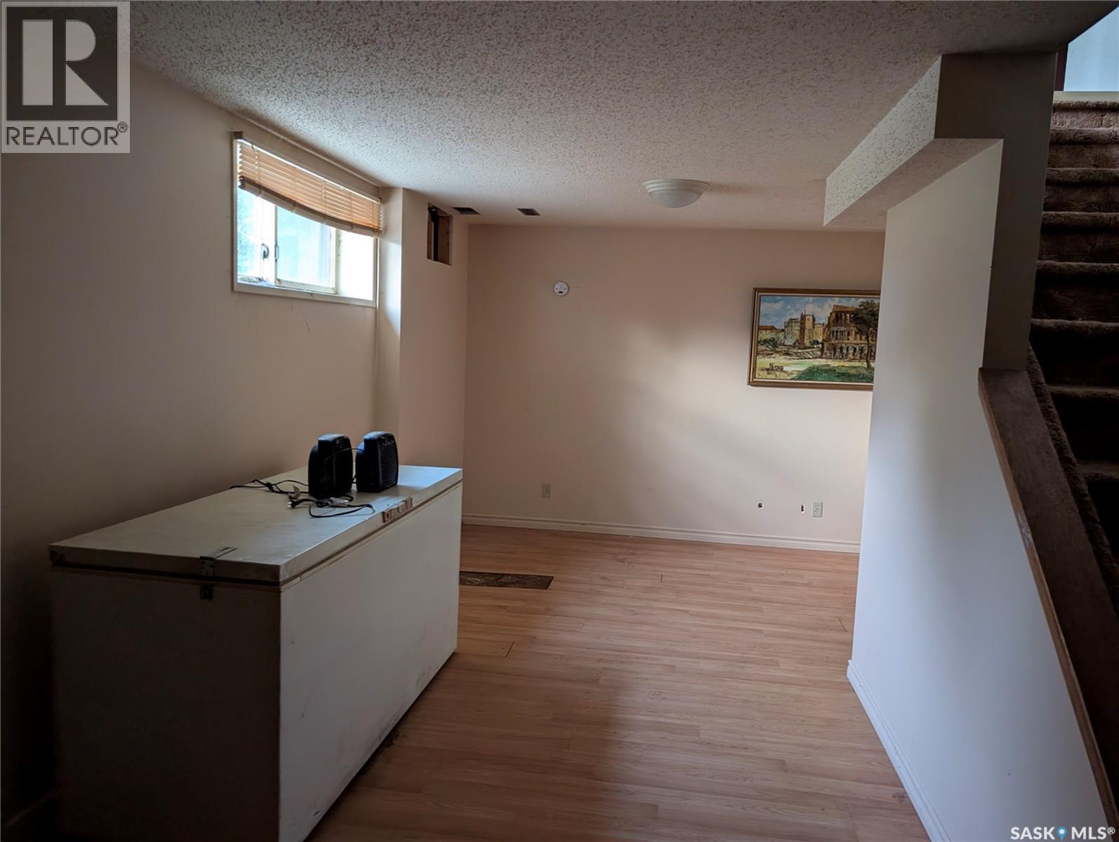 208 Carson Street, Dundurn, Saskatchewan  S0K 1K0 - Photo 7 - SK046392