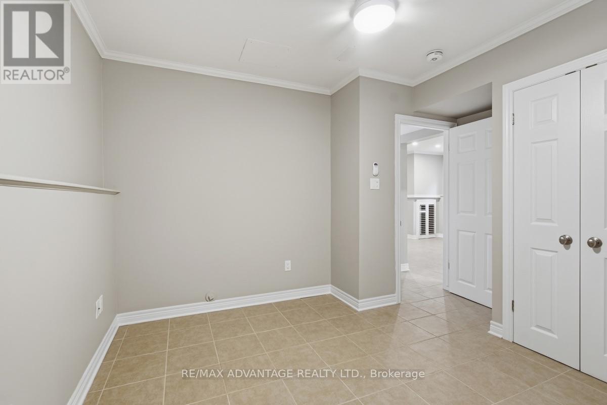 Rear - 195 Emery Street E, London South (South F), Ontario  N6C 2E3 - Photo 28 - X13704252