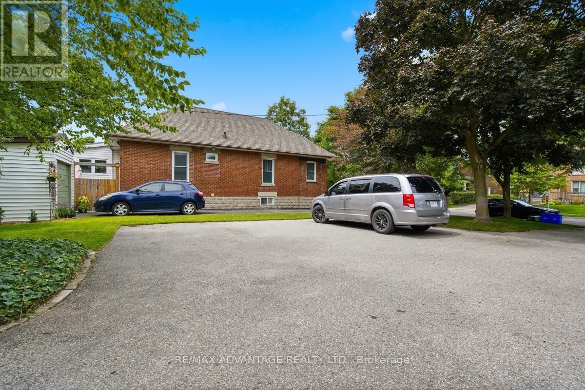 Rear - 195 Emery Street E, London South (South F), Ontario  N6C 2E3 - Photo 38 - X13704252