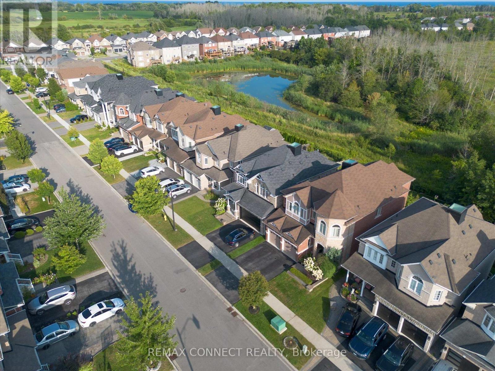 120 Sharplin Drive, Ajax, Ontario  L1Z 0Z1 - Photo 3 - E13704260