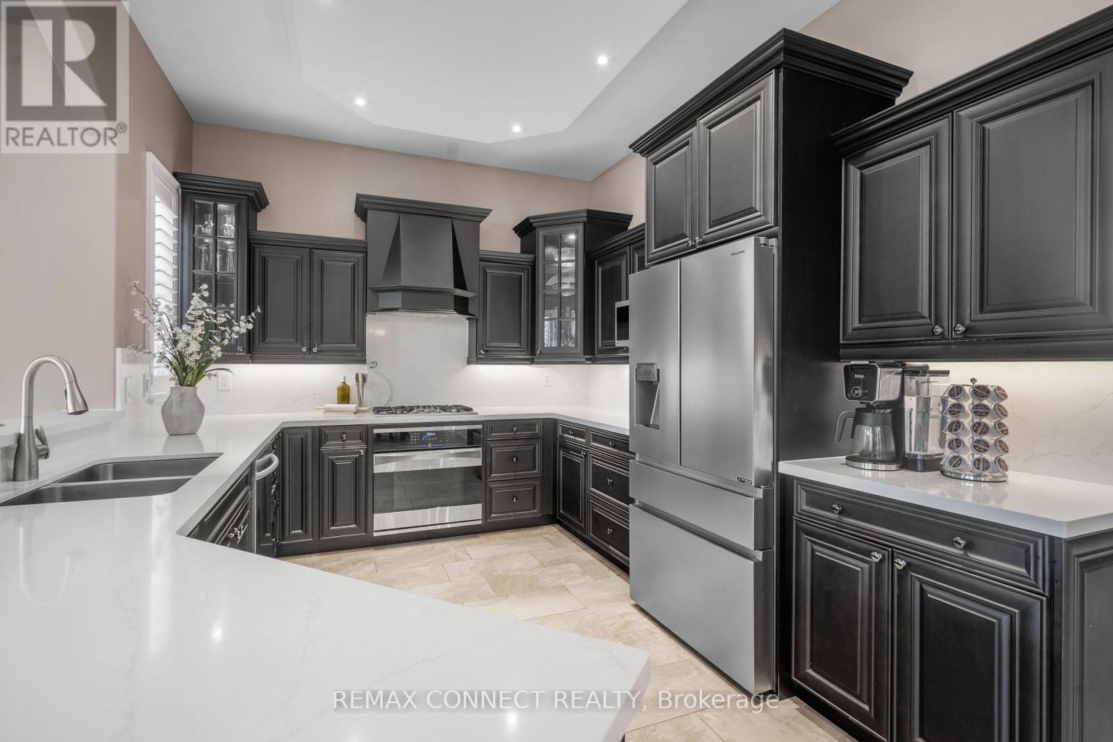 120 Sharplin Drive, Ajax, Ontario  L1Z 0Z1 - Photo 8 - E13704260
