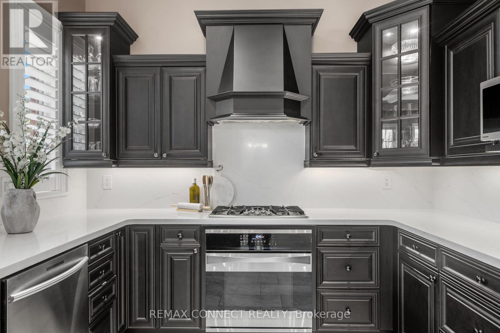 120 Sharplin Drive, Ajax, Ontario  L1Z 0Z1 - Photo 9 - E13704260