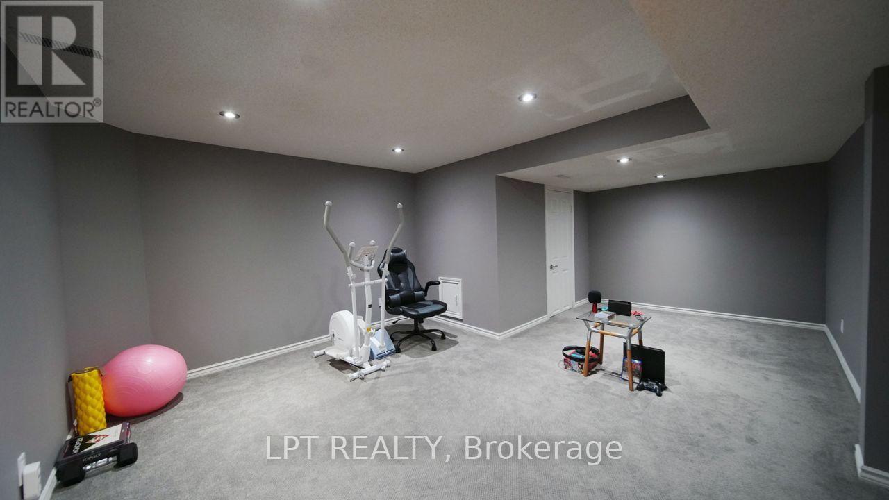 37 Laser Court, Richmond Hill, Ontario  L4B 1S1 - Photo 24 - N13704268