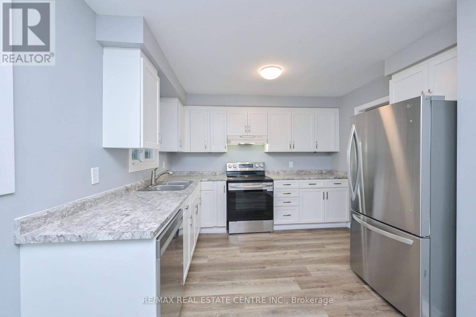 116 Burbank Crescent, Orangeville, Ontario  L9W 3H8 - Photo 6 - W13704262