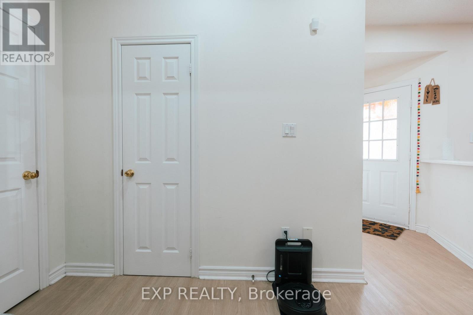Upper - 206 Drinkwater Road, Brampton, Ontario  L6Y 4Z3 - Photo 10 - W13704266