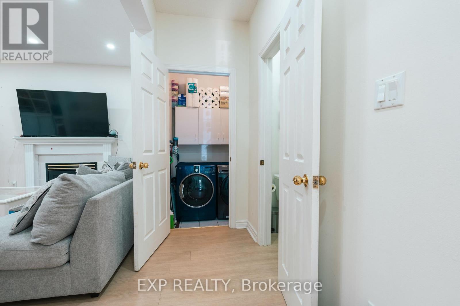 Upper - 206 Drinkwater Road, Brampton, Ontario  L6Y 4Z3 - Photo 12 - W13704266