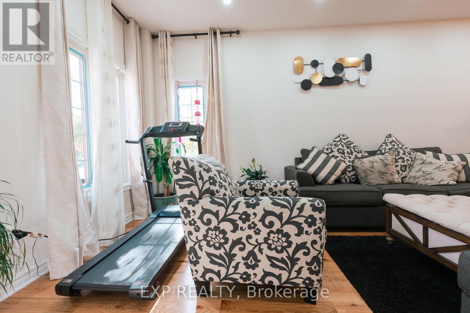 Upper - 206 Drinkwater Road, Brampton, Ontario  L6Y 4Z3 - Photo 17 - W13704266