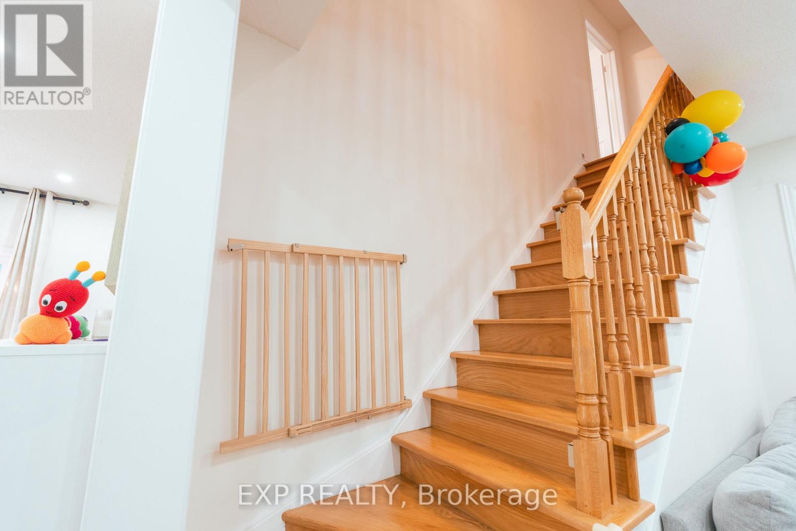 Upper - 206 Drinkwater Road, Brampton, Ontario  L6Y 4Z3 - Photo 22 - W13704266