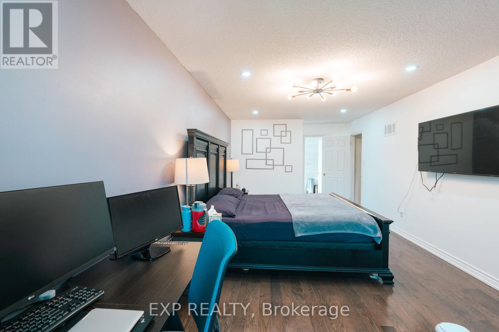 Upper - 206 Drinkwater Road, Brampton, Ontario  L6Y 4Z3 - Photo 24 - W13704266
