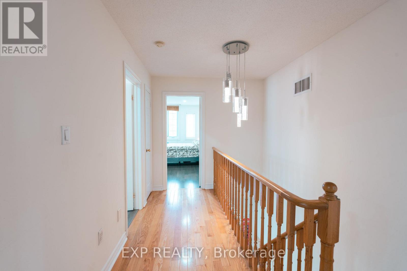 Upper - 206 Drinkwater Road, Brampton, Ontario  L6Y 4Z3 - Photo 31 - W13704266