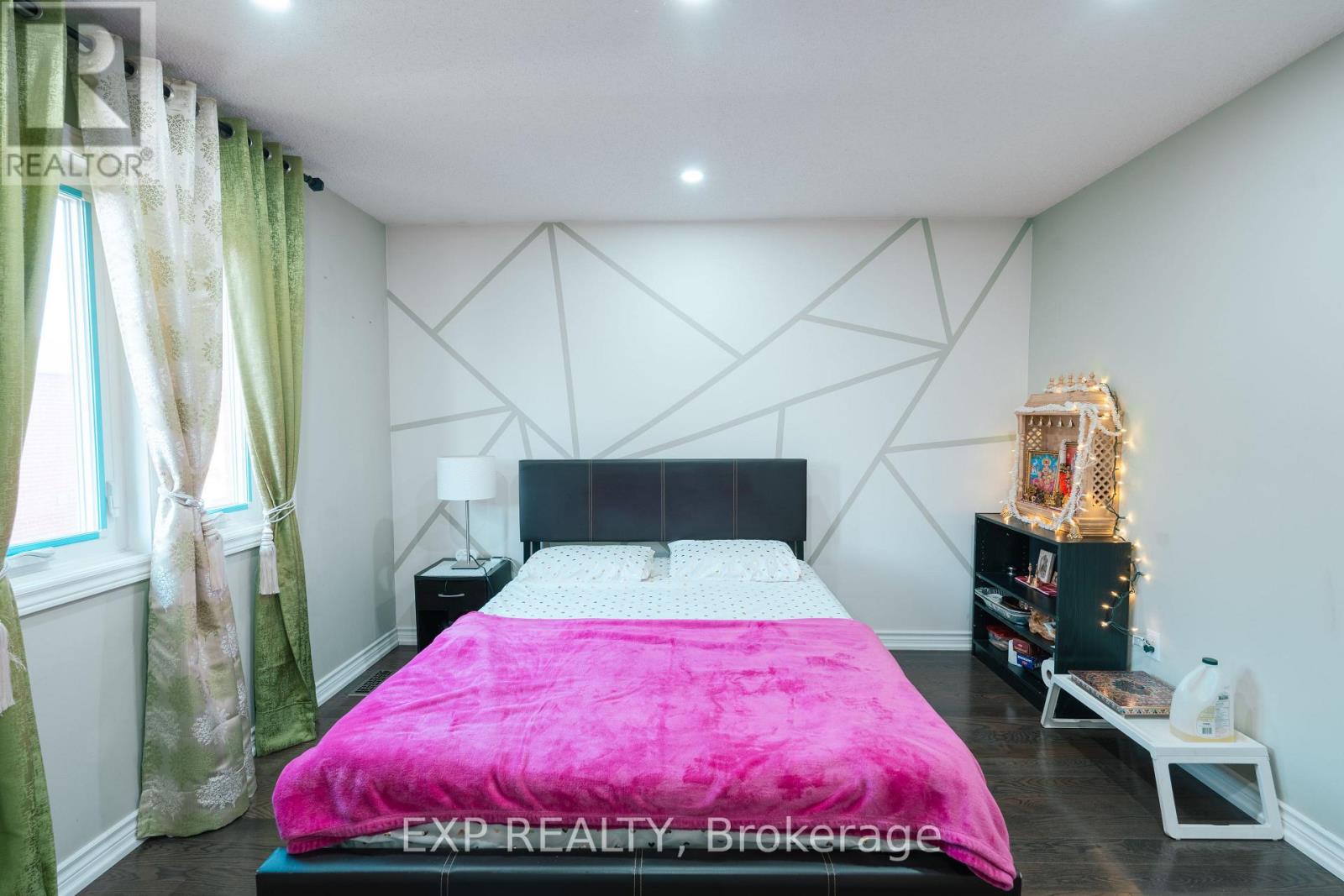 Upper - 206 Drinkwater Road, Brampton, Ontario  L6Y 4Z3 - Photo 33 - W13704266