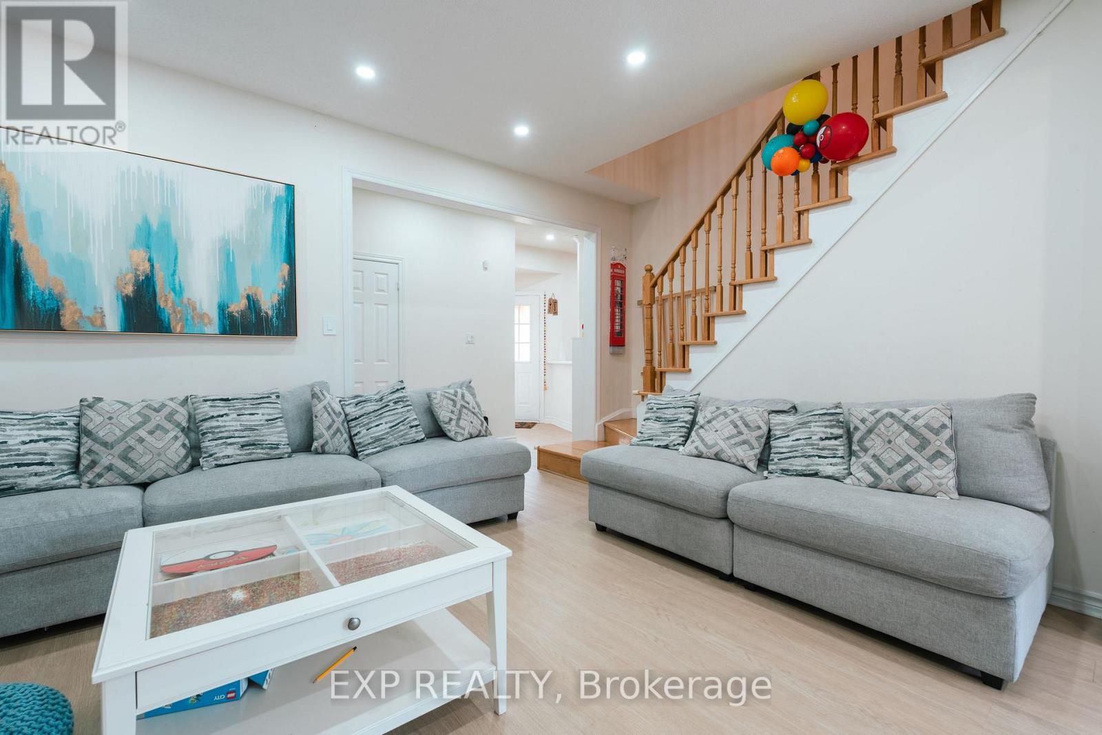 Upper - 206 Drinkwater Road, Brampton, Ontario  L6Y 4Z3 - Photo 9 - W13704266