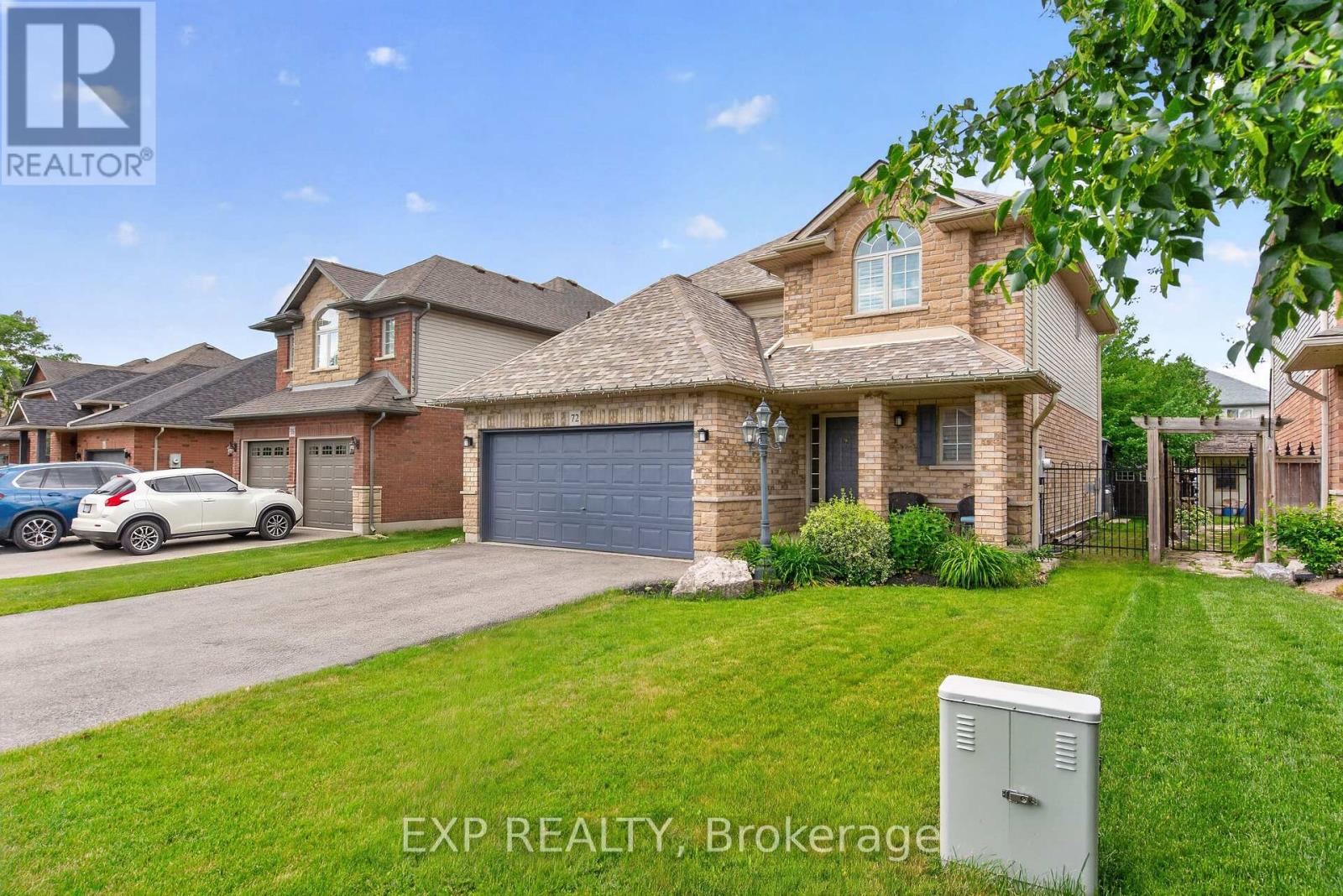 72 Etherington Crescent, Hamilton, Ontario  L0R 1C0 - Photo 2 - X13470678